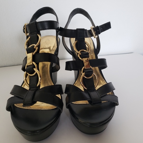 Marc Fisher Shoes - Marc Fisher Genre Blk/ Multi Womens Ankle Strap 7M